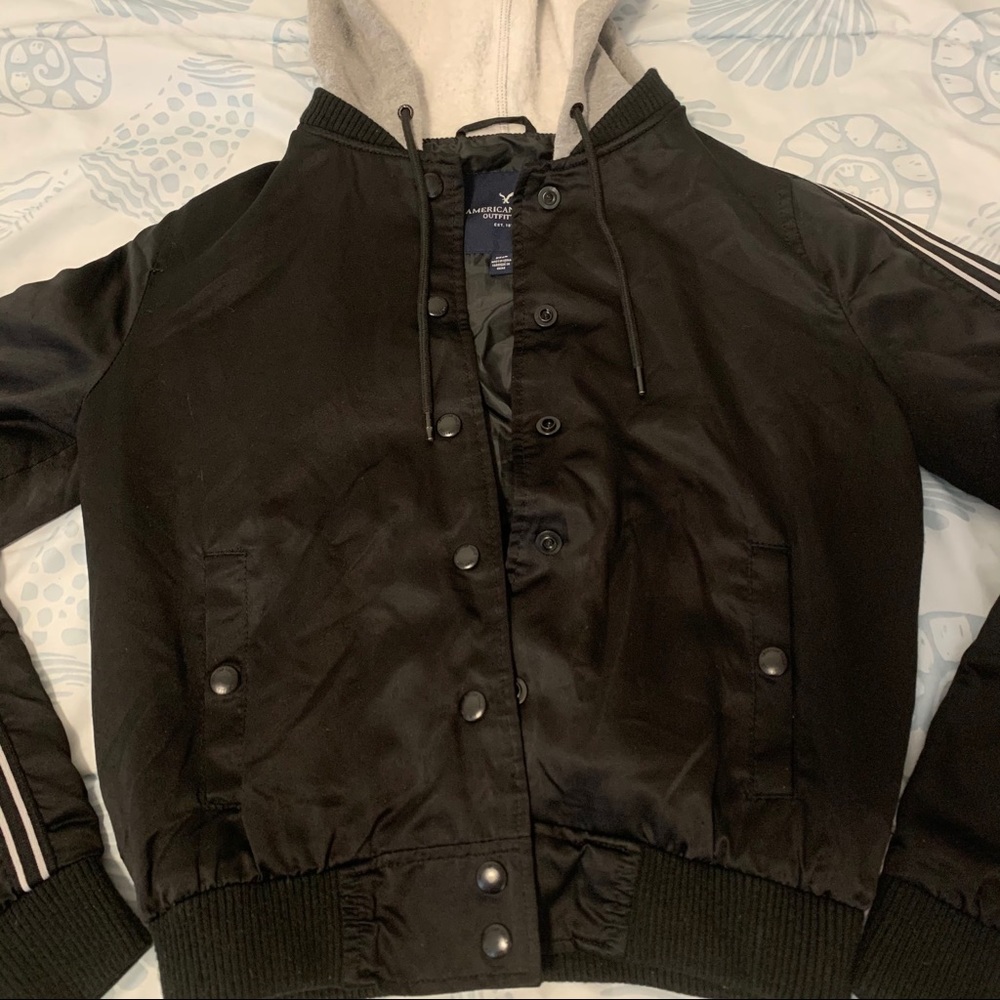 Bomber jacket - Picture 2 of 4